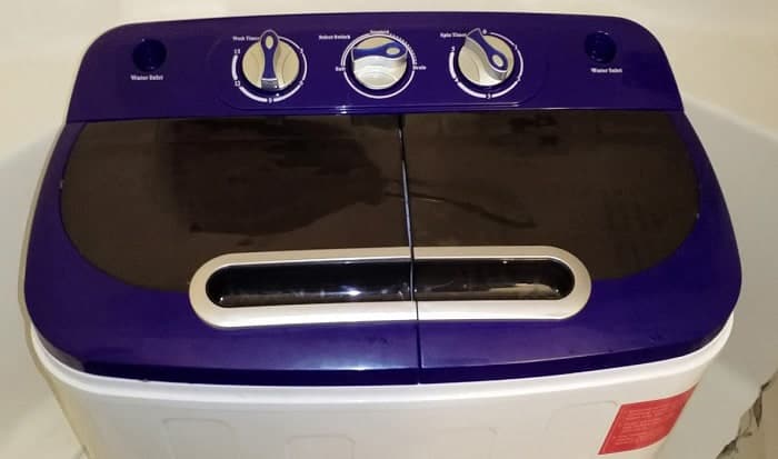 comparing-rv-washer-dryer-combo-vs-stackable