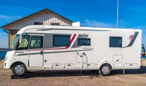 how to level a travel trailer on a permanent site