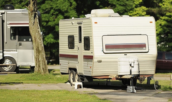 clean-the-outside-of-a-camper-trailer